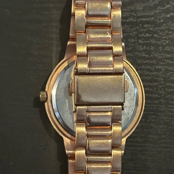 Disney Minnie Mouse Rose Gold tone Stainless Steel Watch - Picture 3 of 5